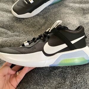 Brand new Nike basketball shoes